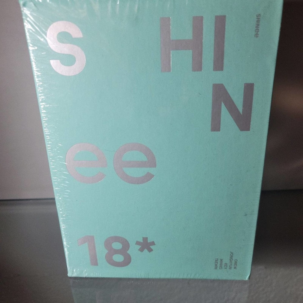 SHINee 2018 season ’s greeting